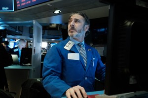 Dữ liệu lạm phát không đủ giúp giới đầu tư an tâm, áp lực bán lại chiến thắng